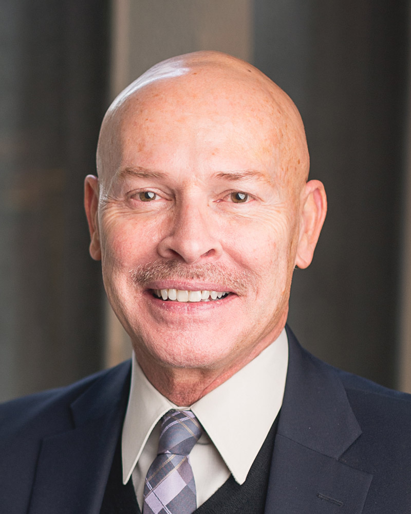 Headshot photo of Interwoven artist Scott Stoner