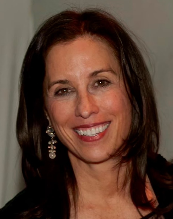 Karen Taylor Headshot